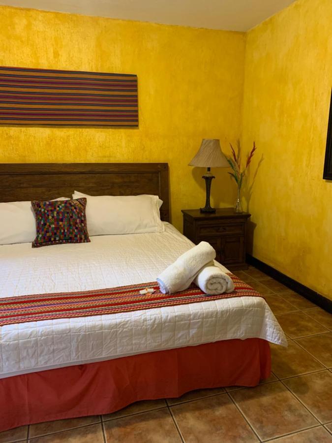 Casona Del Conquistador Antigua Exterior photo