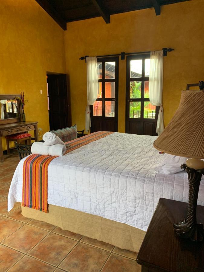 Casona Del Conquistador Antigua Exterior photo