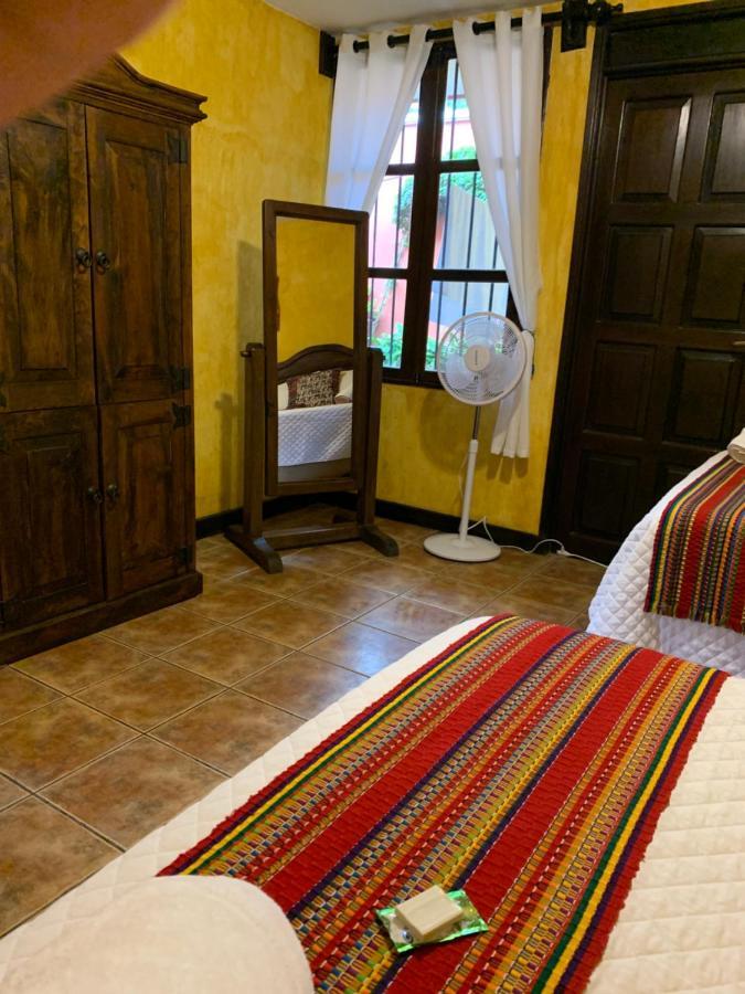 Casona Del Conquistador Antigua Exterior photo