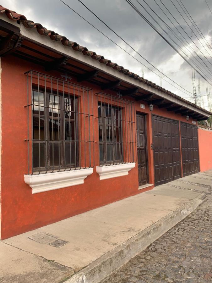 Casona Del Conquistador Antigua Exterior photo